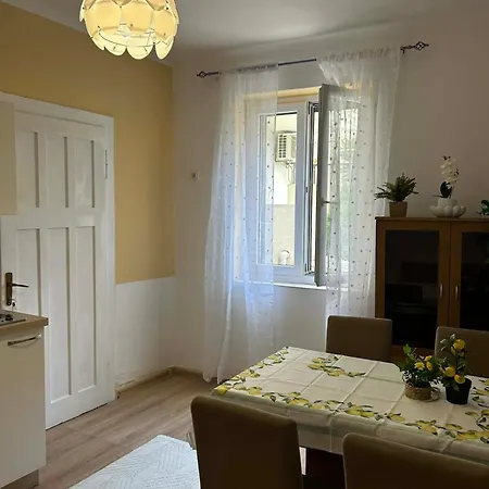Apartment Bacvice