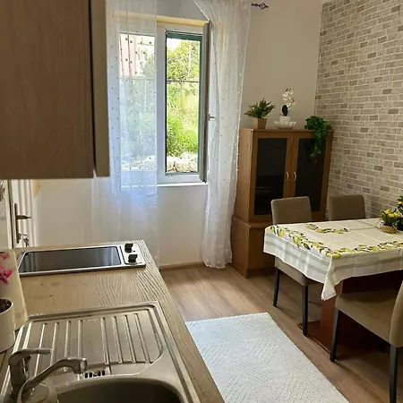 Apartment Bacvice *